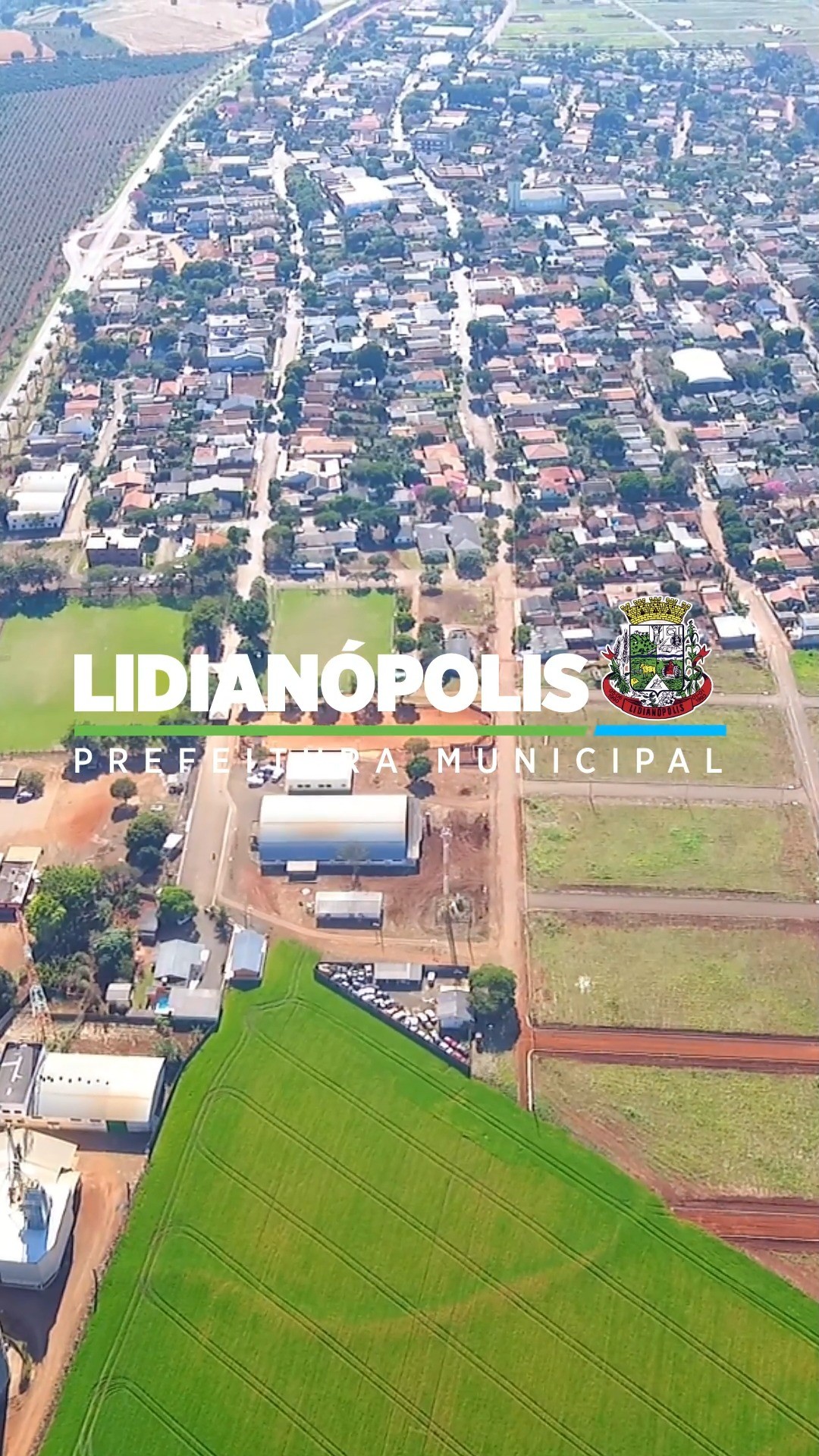 Entrega de veículo destinado à saúde de Lidianópolis